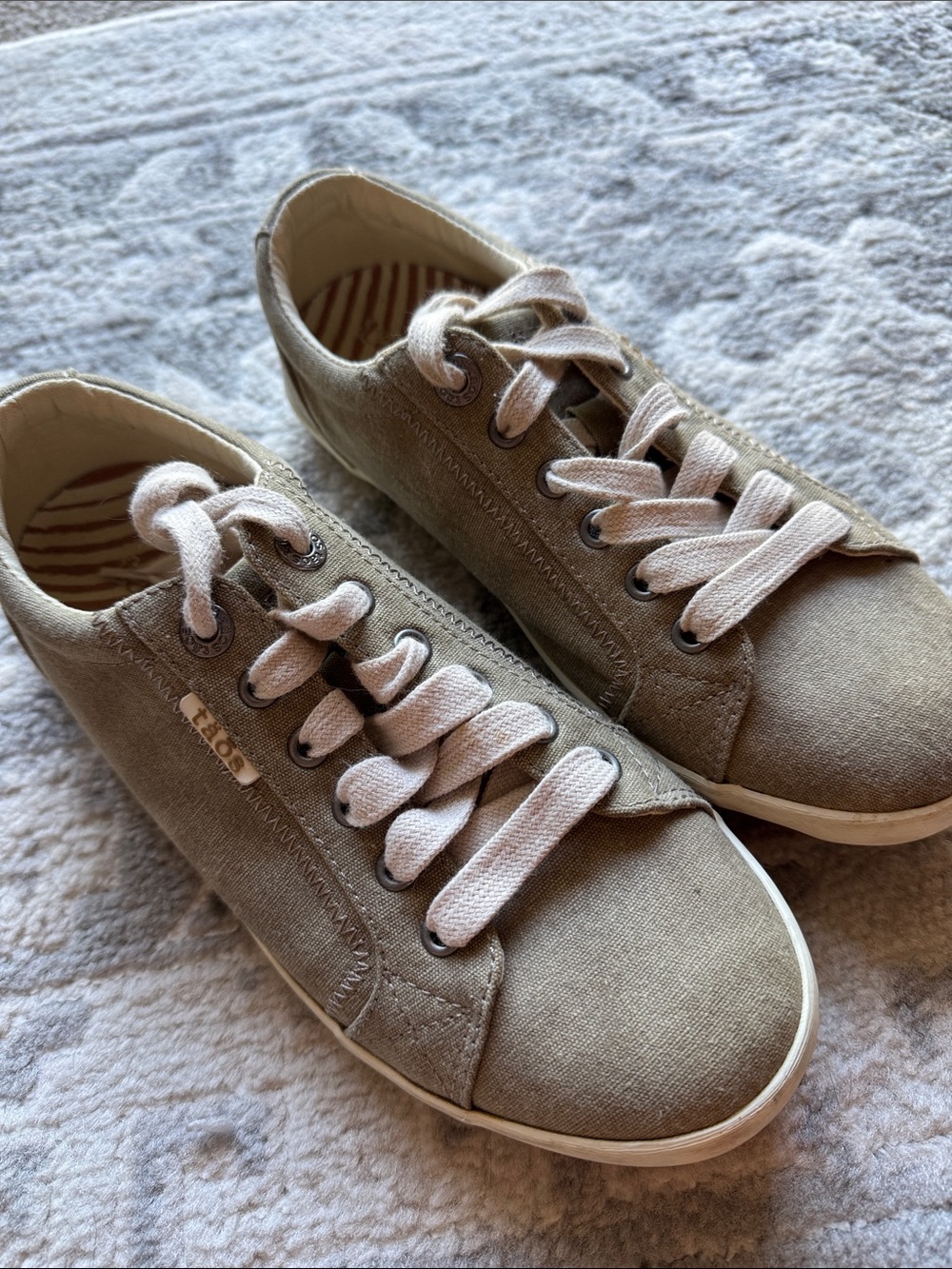 Taos Beige Sneakers